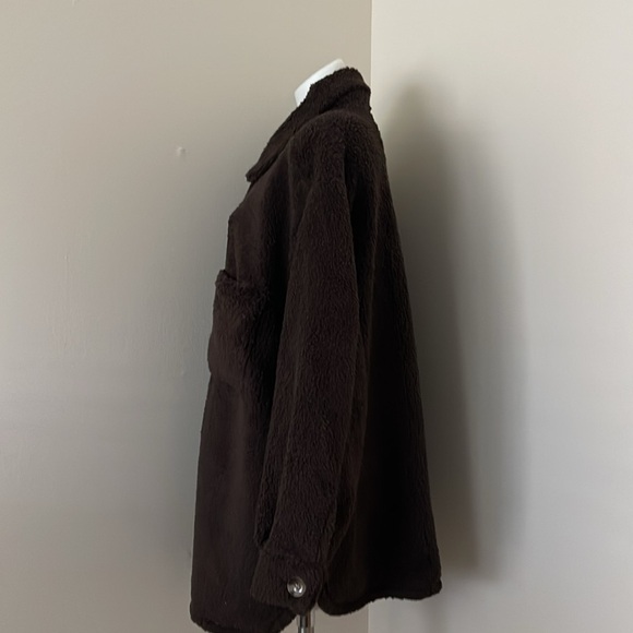 (NWT) Maurices Women’s Cozy Sherpa Shacket in Umber Brown - Picture 13 of 16